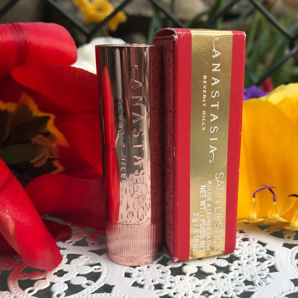 Anastasia Beverly Hills ABH Limited Edition Satin Lipstick in Pomegranate *BNIB - Picture 3 of 16